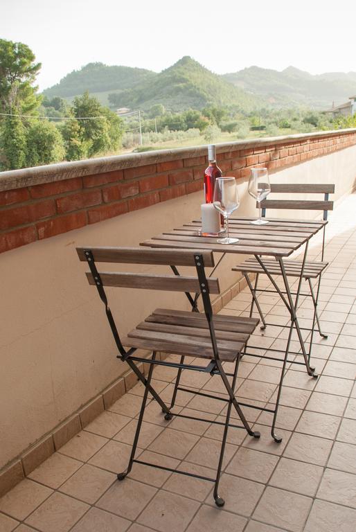 Hostal Casa Delfico Ristoro In Famiglia Teramo Habitación foto